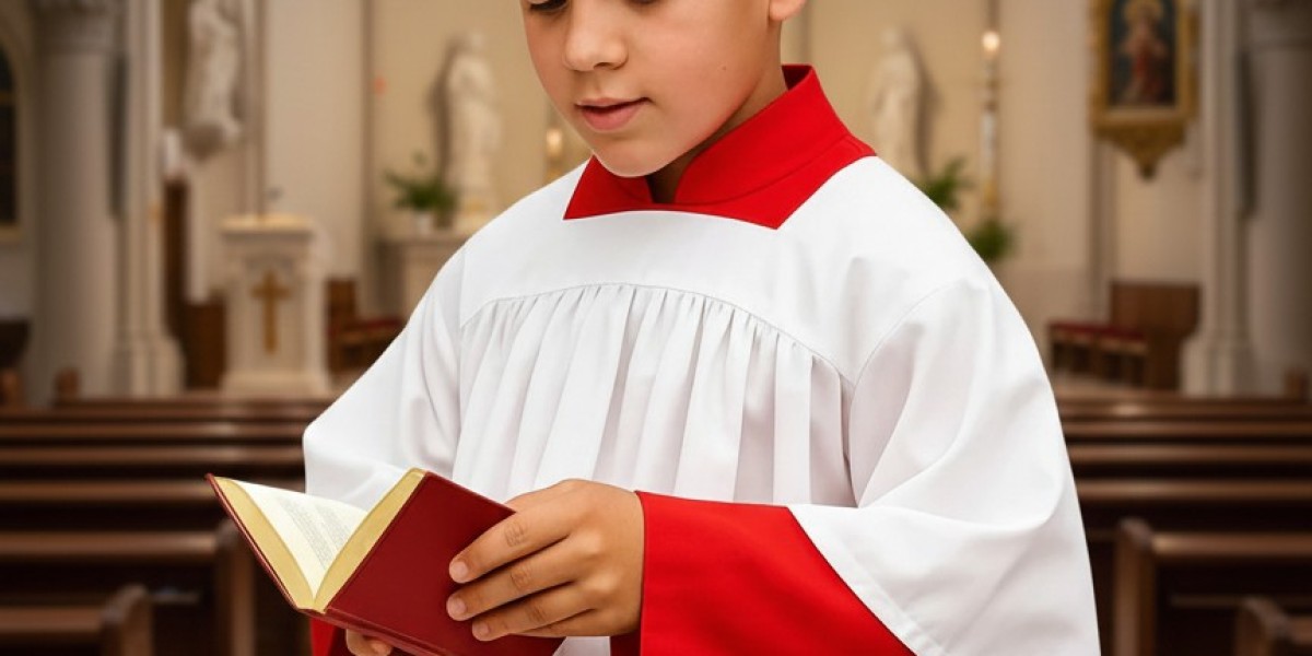 How Do Comfort and Craftsmanship Impact altar server cassock surplice?